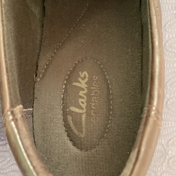 Clarks Women’s Leather Shoes Size 8 - Picture 3 of 7